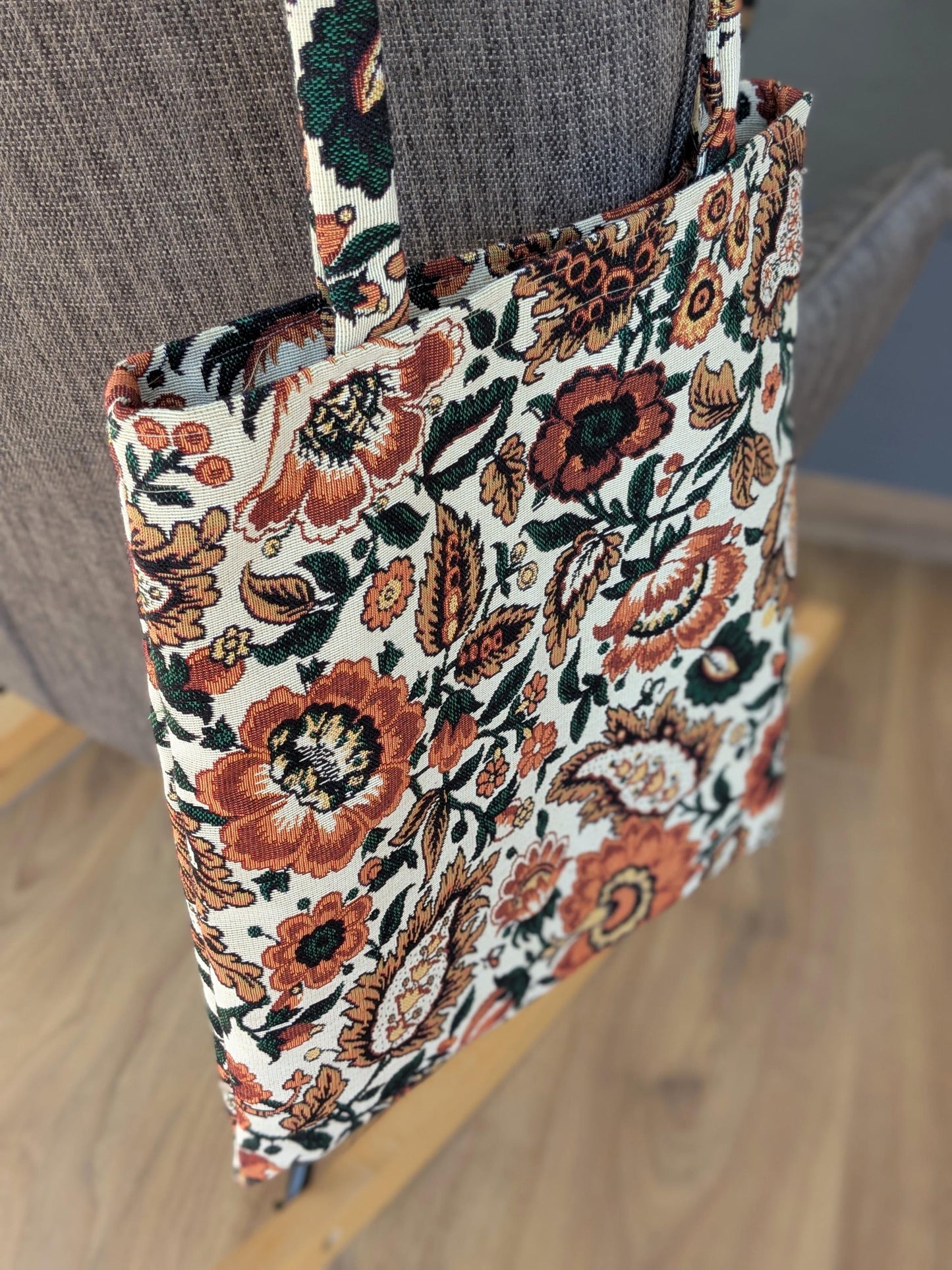 Tragetasche mit buntem Paisley Muster