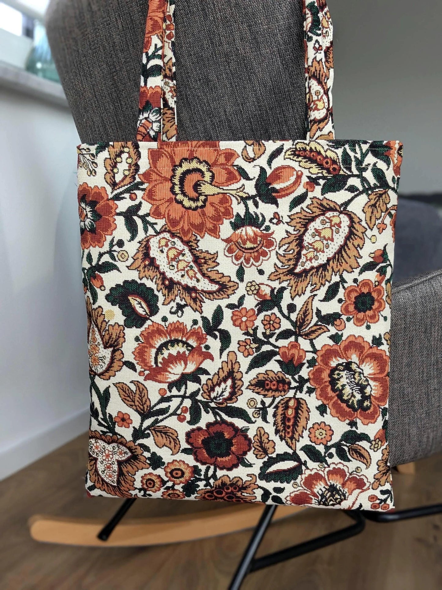 Tragetasche mit buntem Paisley Muster